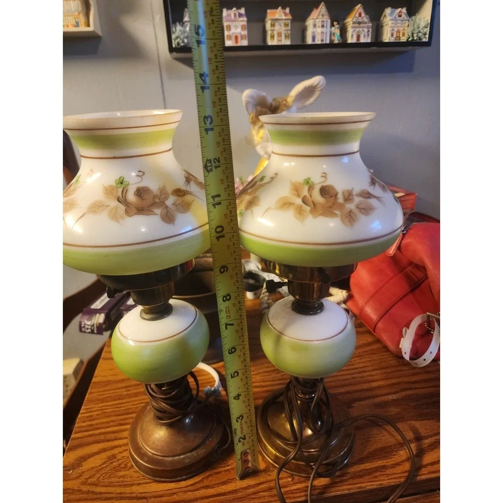 Vintage Set Of 2 Gone With The Wind Floral Boudoir Hurricane Lamps, Gold Base